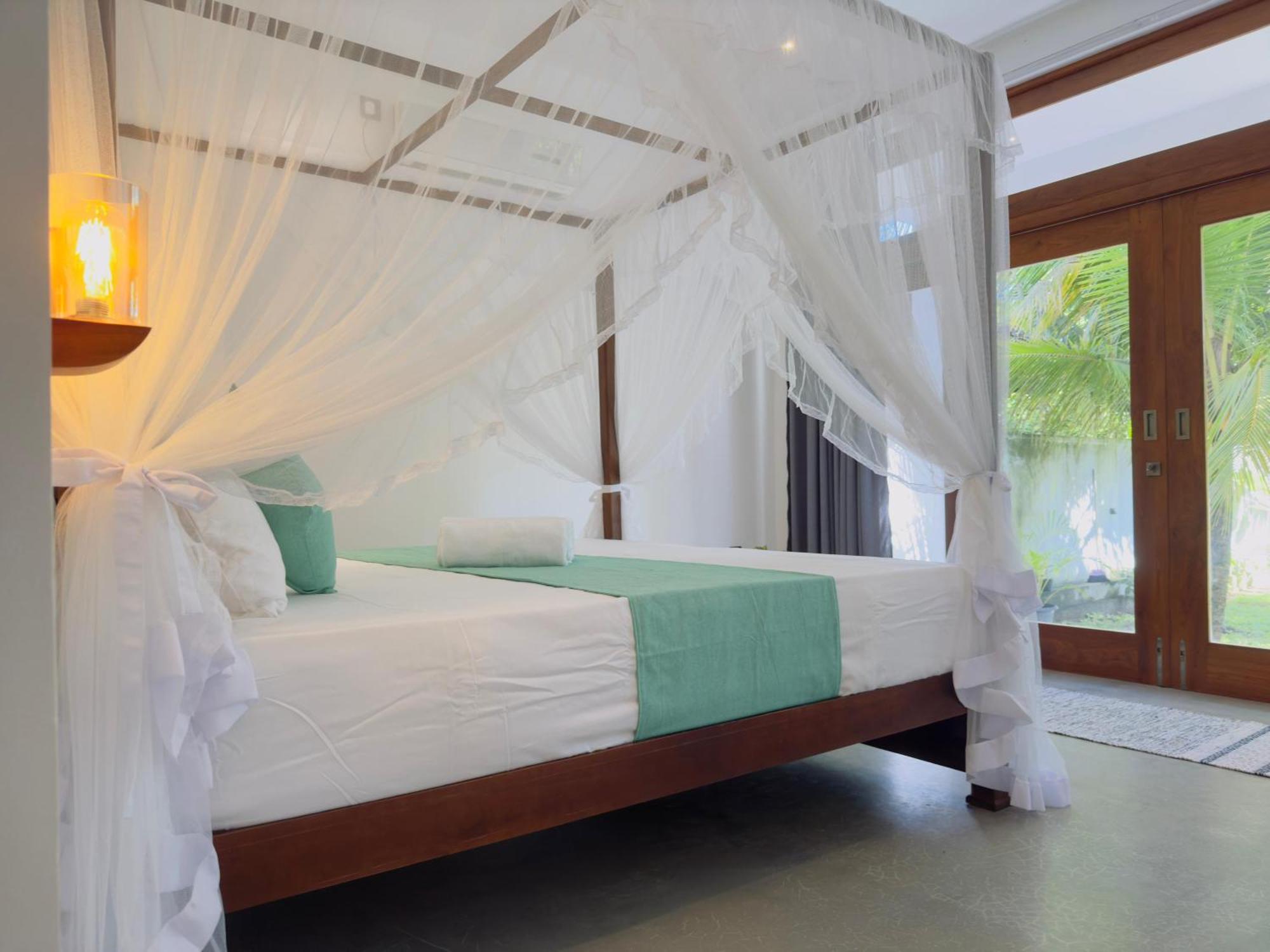 Hotel New Ocean Breeze Madiha Matara Exterior foto