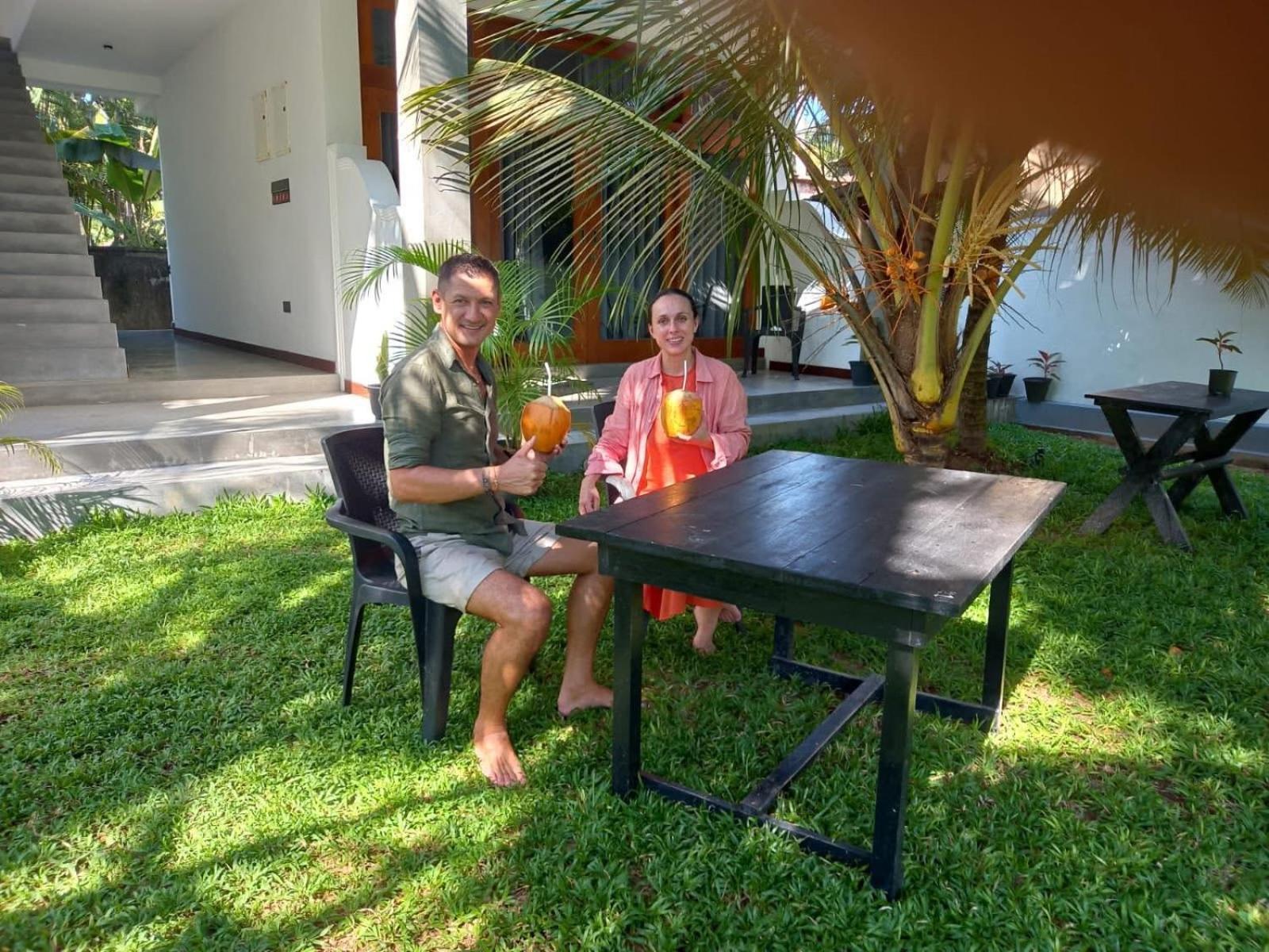 Hotel New Ocean Breeze Madiha Matara Exterior foto
